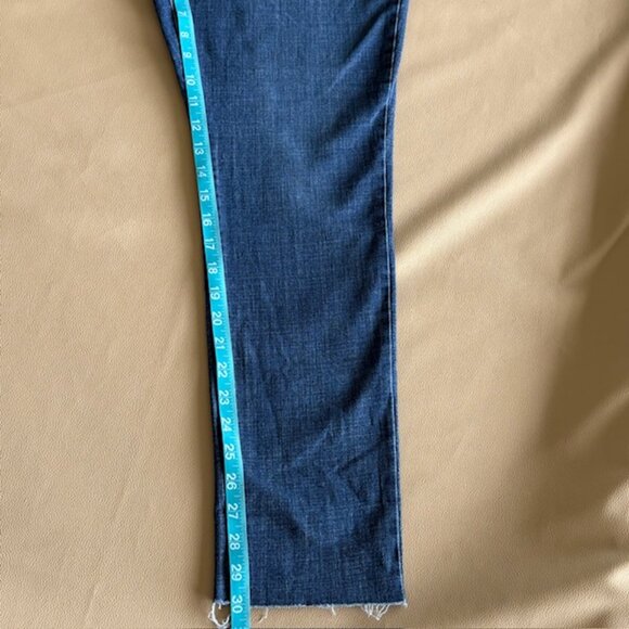 Levi's 311 Shaping Skinny Womens Blue Jeans MidRise Raw Edge Hem 18S/W34/L30-NWT - Picture 9 of 10